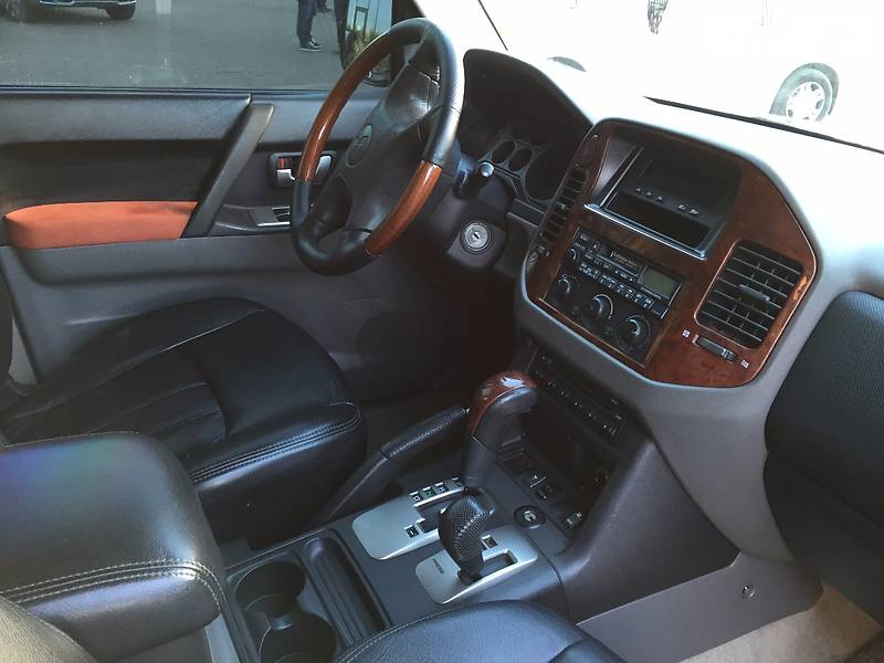 Внедорожник / Кроссовер Mitsubishi Pajero Wagon 2006 в Киеве