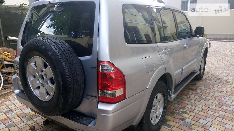 Позашляховик / Кросовер Mitsubishi Pajero Wagon 2004 в Одесі