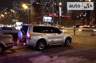 Внедорожник / Кроссовер Mitsubishi Pajero Wagon 2002 в Киеве