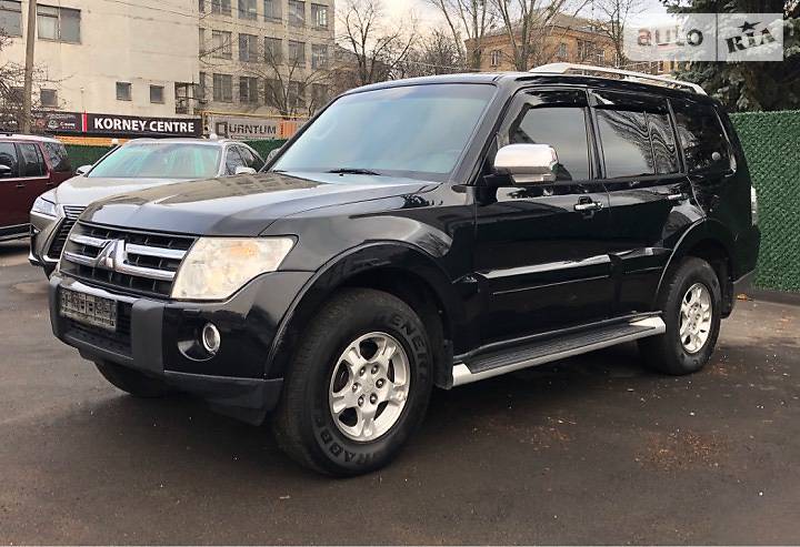 Позашляховик / Кросовер Mitsubishi Pajero Wagon 2008 в 