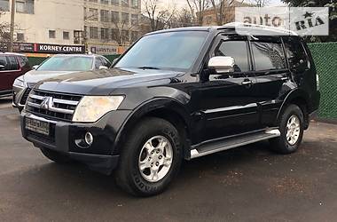 Позашляховик / Кросовер Mitsubishi Pajero Wagon 2008 в 