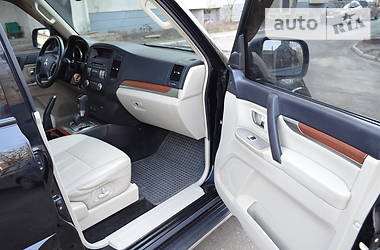 Позашляховик / Кросовер Mitsubishi Pajero Wagon 2007 в 