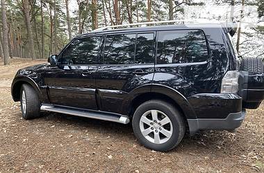 Позашляховик / Кросовер Mitsubishi Pajero Wagon 2008 в 