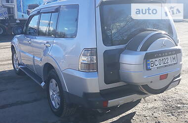 Внедорожник / Кроссовер Mitsubishi Pajero Wagon 2007 в Тернополе