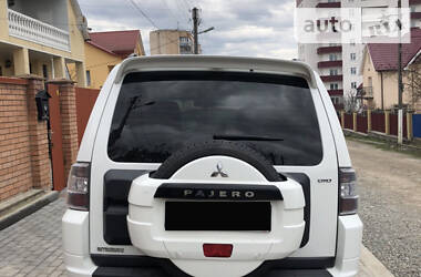 Внедорожник / Кроссовер Mitsubishi Pajero Wagon 2013 в Каменец-Подольском