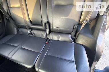 Позашляховик / Кросовер Mitsubishi Pajero Wagon 2011 в 