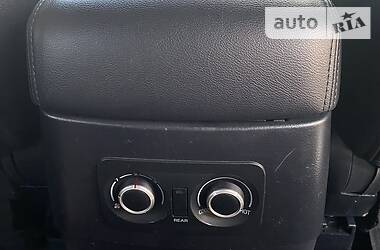 Позашляховик / Кросовер Mitsubishi Pajero Wagon 2011 в 