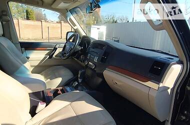 Внедорожник / Кроссовер Mitsubishi Pajero Wagon 2007 в 