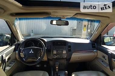 Внедорожник / Кроссовер Mitsubishi Pajero Wagon 2007 в 