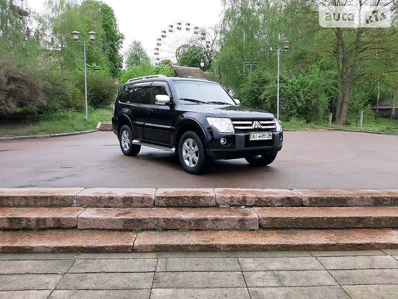 Позашляховик / Кросовер Mitsubishi Pajero Wagon 2008 в Житомирі