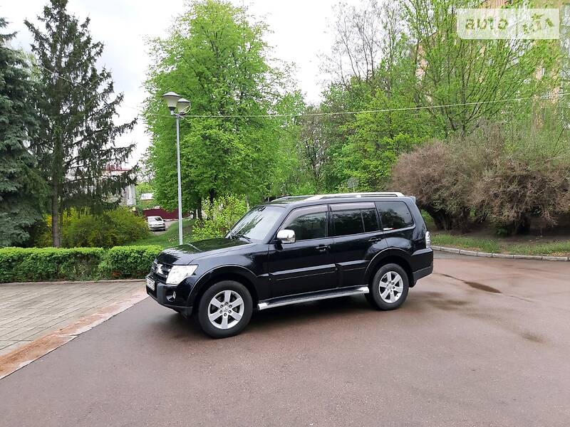 Позашляховик / Кросовер Mitsubishi Pajero Wagon 2008 в Житомирі