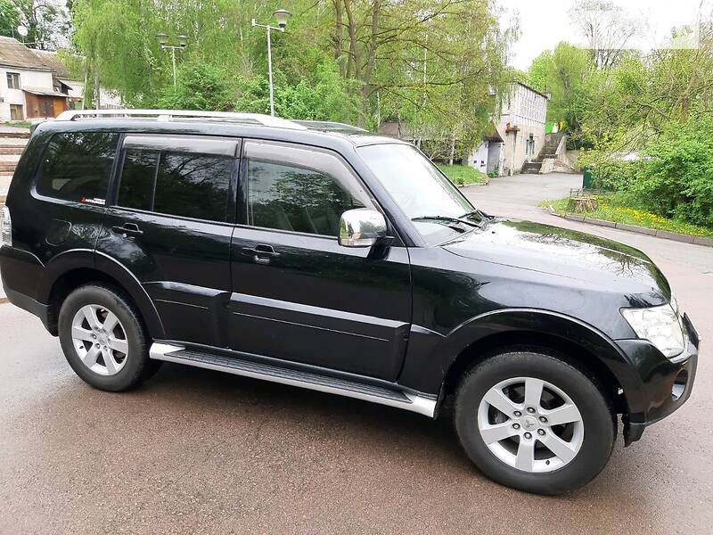 Позашляховик / Кросовер Mitsubishi Pajero Wagon 2008 в Житомирі
