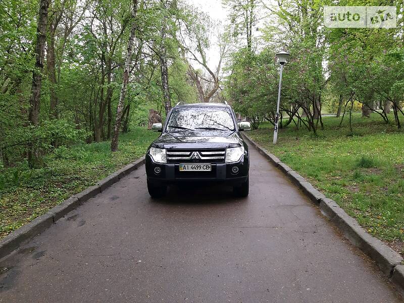 Позашляховик / Кросовер Mitsubishi Pajero Wagon 2008 в Житомирі