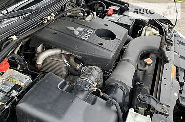 Позашляховик / Кросовер Mitsubishi Pajero Wagon 2007 в 