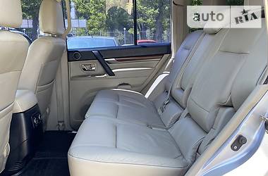 Позашляховик / Кросовер Mitsubishi Pajero Wagon 2007 в 