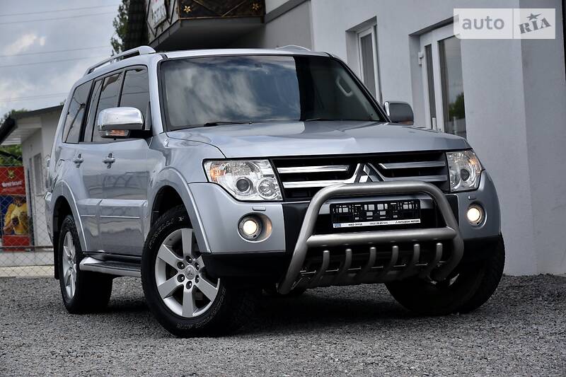 Позашляховик / Кросовер Mitsubishi Pajero Wagon 2007 в 