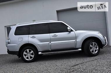 Позашляховик / Кросовер Mitsubishi Pajero Wagon 2007 в 