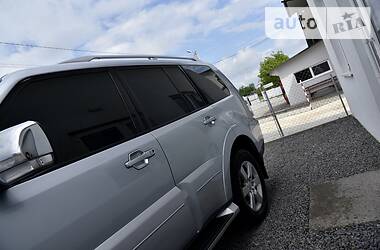 Позашляховик / Кросовер Mitsubishi Pajero Wagon 2007 в 