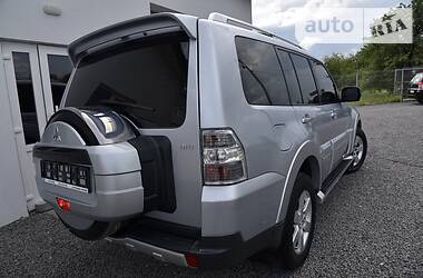 Позашляховик / Кросовер Mitsubishi Pajero Wagon 2007 в 