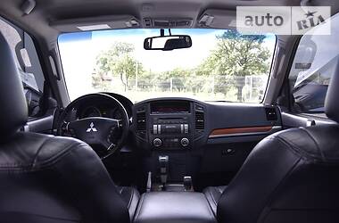 Позашляховик / Кросовер Mitsubishi Pajero Wagon 2007 в 