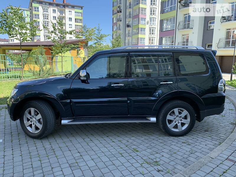 Позашляховик / Кросовер Mitsubishi Pajero Wagon 2008 в Івано-Франківську