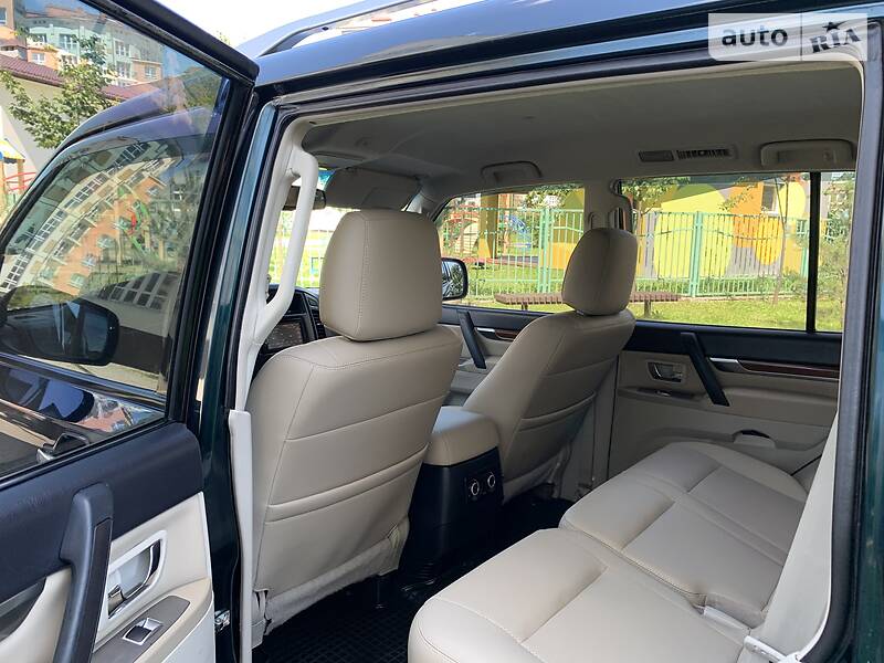 Позашляховик / Кросовер Mitsubishi Pajero Wagon 2008 в Івано-Франківську