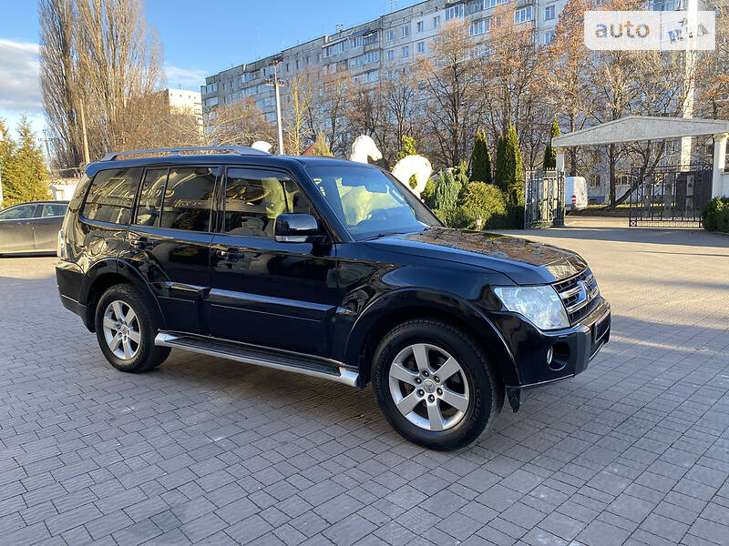 Внедорожник / Кроссовер Mitsubishi Pajero Wagon 2007 в Хмельницком