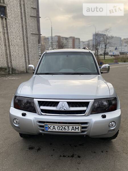 Внедорожник / Кроссовер Mitsubishi Pajero Wagon 2006 в Киеве