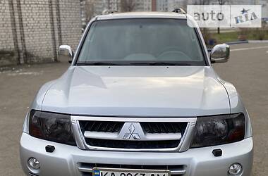 Внедорожник / Кроссовер Mitsubishi Pajero Wagon 2006 в Киеве