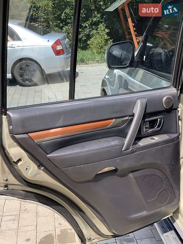 Позашляховик / Кросовер Mitsubishi Pajero Wagon 2008 в Хмельницькому