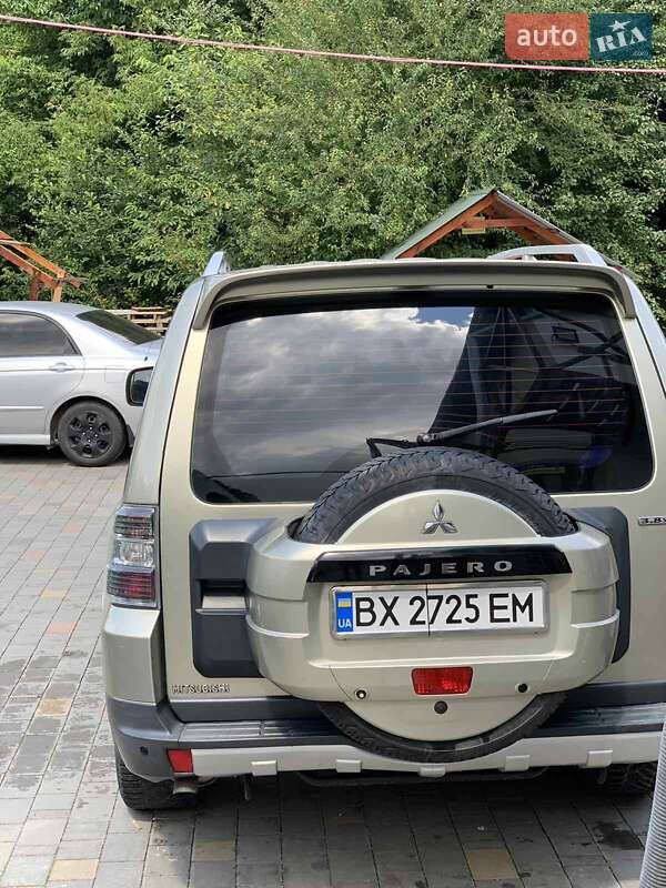 Позашляховик / Кросовер Mitsubishi Pajero Wagon 2008 в Хмельницькому