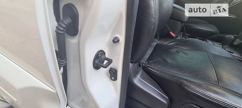 Внедорожник / Кроссовер Mitsubishi Pajero Wagon 2014 в Ирпене