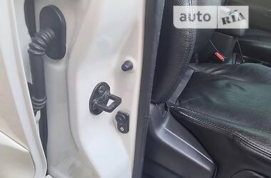 Позашляховик / Кросовер Mitsubishi Pajero Wagon 2014 в  фото 21 Позашляховик / Кросовер Mitsubishi Pajero Wagon 2014 в