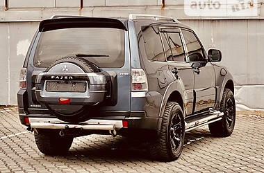 Позашляховик / Кросовер Mitsubishi Pajero Wagon 2008 в 