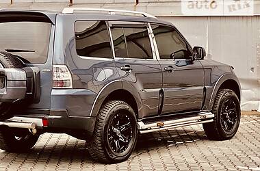 Позашляховик / Кросовер Mitsubishi Pajero Wagon 2008 в 