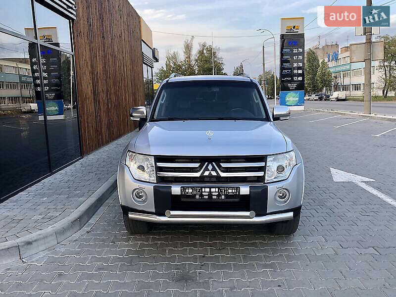 Внедорожник / Кроссовер Mitsubishi Pajero Wagon 2008 в Вишневом