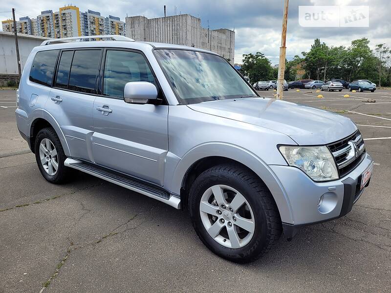 Позашляховик / Кросовер Mitsubishi Pajero Wagon 2008 в Одесі