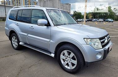 Позашляховик / Кросовер Mitsubishi Pajero Wagon 2008 в Одесі