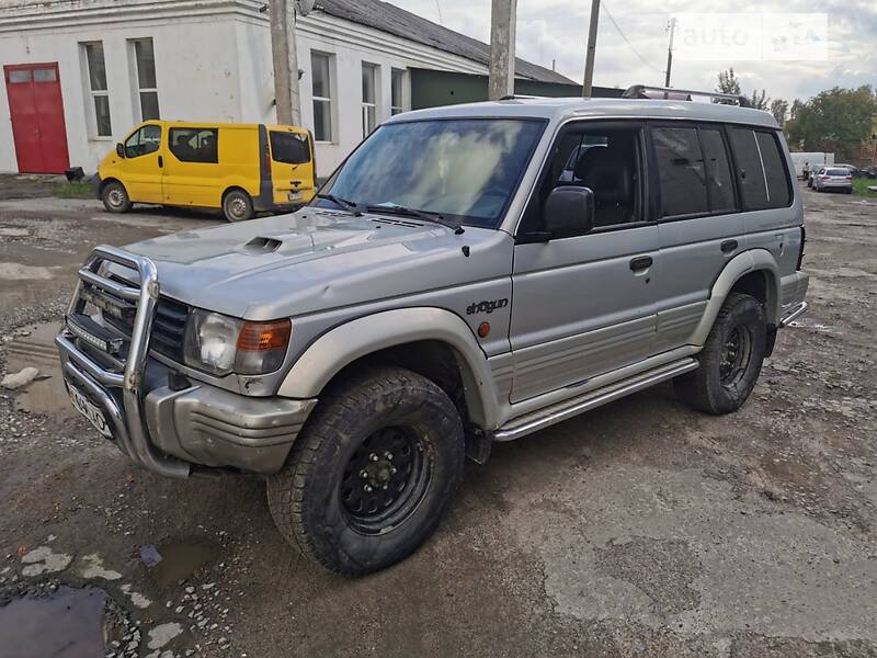 Mitsubishi Pajero Wagon Shogun