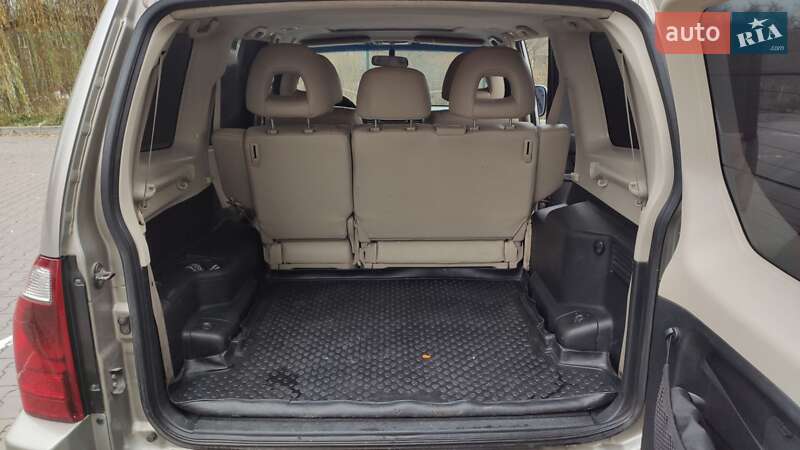 Позашляховик / Кросовер Mitsubishi Pajero Wagon 2006 в Шацьку