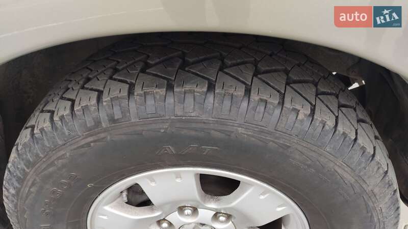 Позашляховик / Кросовер Mitsubishi Pajero Wagon 2006 в Шацьку