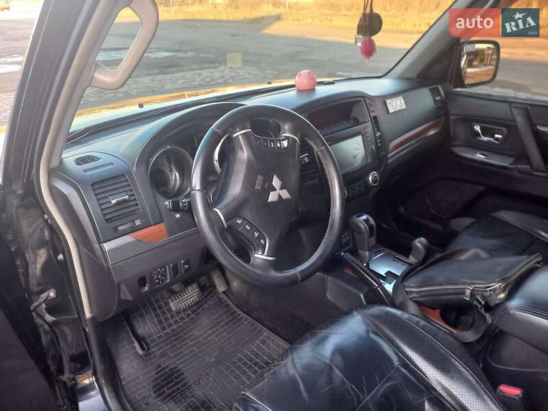 Універсал Mitsubishi Pajero Wagon 2008 в Дубровиці
