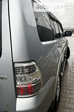 Внедорожник / Кроссовер Mitsubishi Pajero Wagon 2008 в Тернополе