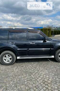 Позашляховик / Кросовер Mitsubishi Pajero Wagon 2007 в Львові