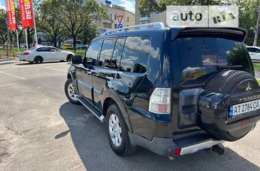 Внедорожник / Кроссовер Mitsubishi Pajero Wagon 2007 в 