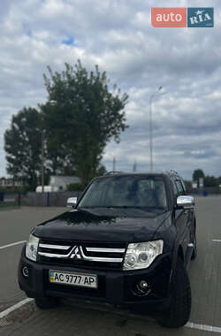 Внедорожник / Кроссовер Mitsubishi Pajero Wagon 2008 в 