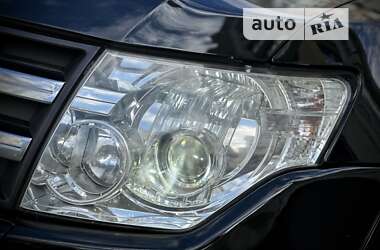 Внедорожник / Кроссовер Mitsubishi Pajero Wagon 2008 в 