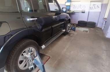 Внедорожник / Кроссовер Mitsubishi Pajero Wagon 2008 в 