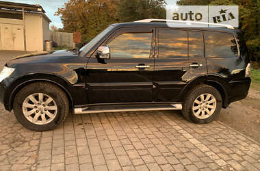 Внедорожник / Кроссовер Mitsubishi Pajero Wagon 2010 в Львове