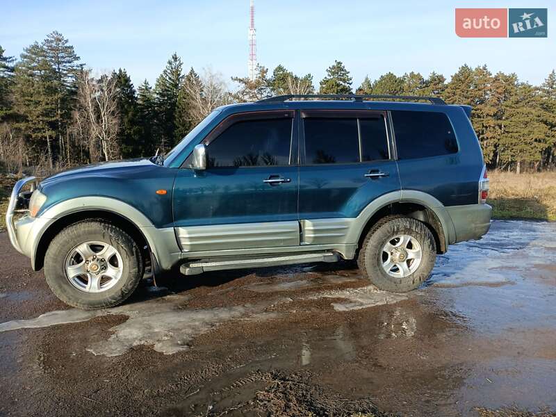 Внедорожник / Кроссовер Mitsubishi Pajero Wagon 2001 в Тростянце